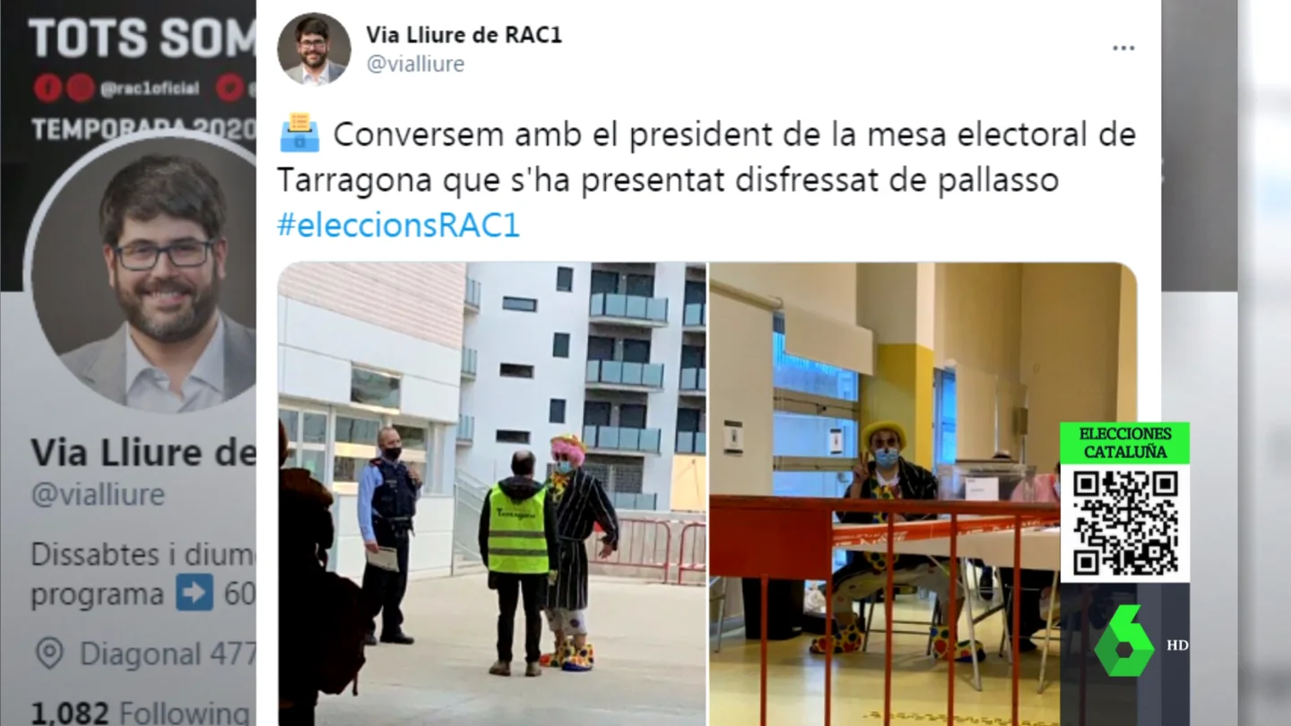 Un presidente de mesa se presenta en su puesto disfrazado de payaso Un presidente de mesa se presenta en su puesto disfrazado de payaso