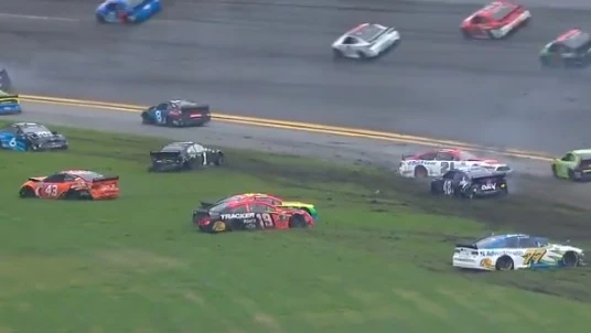Accidente en la NASCAR