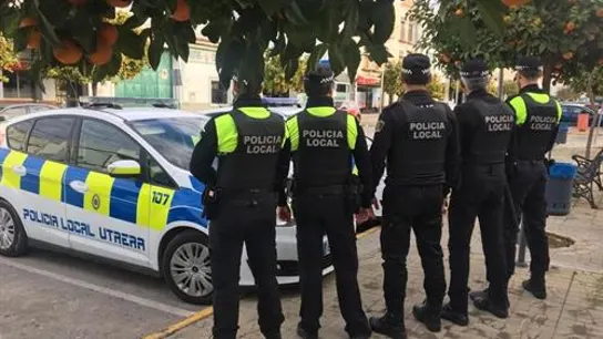 Agentes de la Policía Local de Sevilla Agentes de la Policía Local de Sevilla