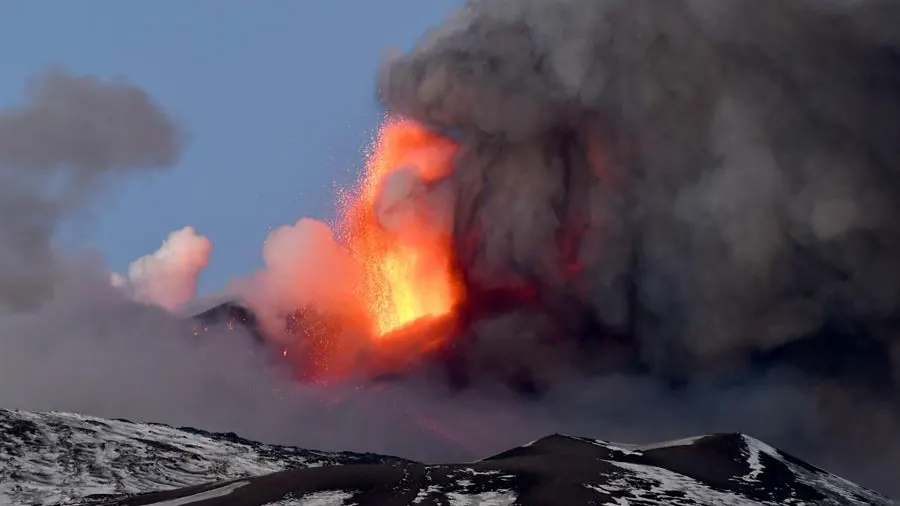 El volcán Etna entra en erupción