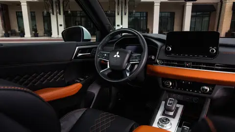 Mitsubishi Outlander Volante del nuevo Mitsubishi Outlander