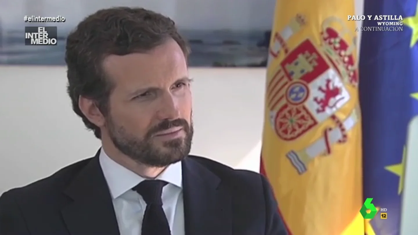 Vídeo manipulado - Pillan a Pablo Casado viendo un vídeo sobre cómo escapar de la Policía Vídeo manipulado - Pillan a Pablo Casado viendo un vídeo sobre cómo escapar de la Policía