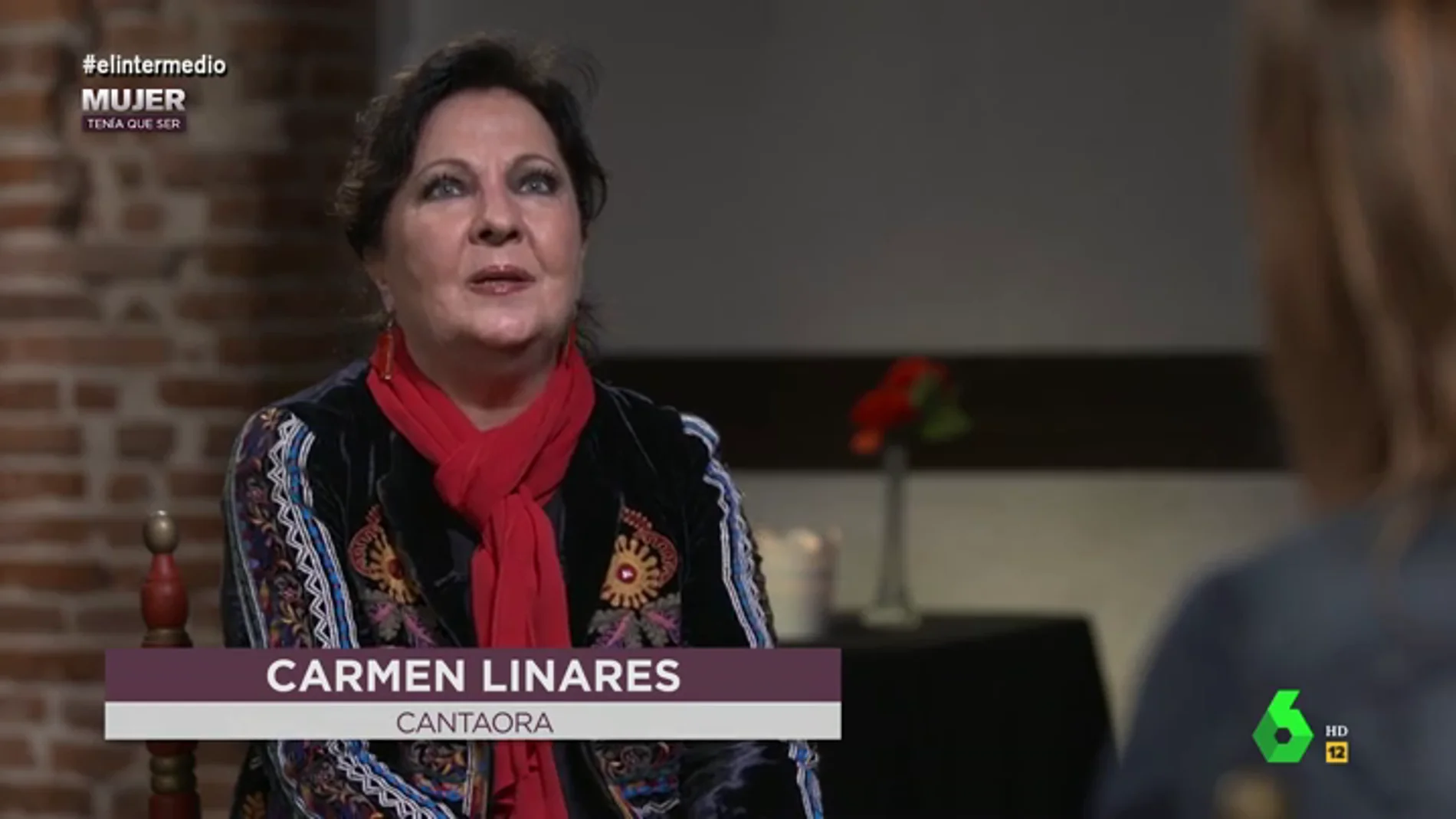 Carmen Linares, leyenda del flamenco: "Yo lo doy todo cantando en una barriada o en el Teatro de la Zarzuela, es igual de importante"