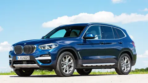BMW X3 xDrive30e BMW X3 xDrive30e