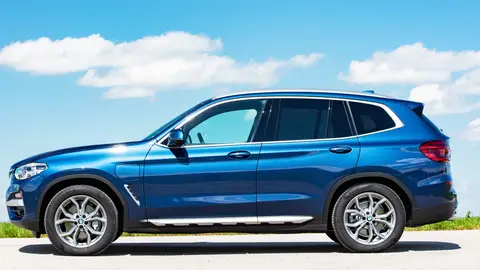 BMW X3 xDrive30e BMW X3 xDrive30e