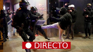 Disturbios en una nueva jornada de protestas por la libertad del rapero Pablo Hasél