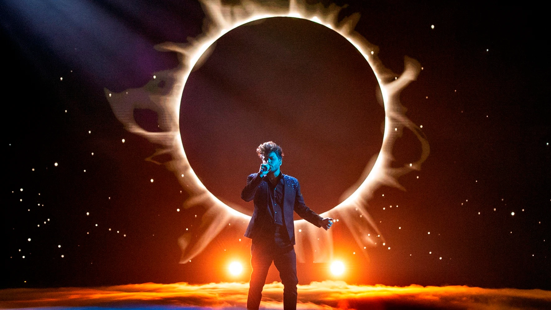 Blas Cantó interpreta 'Voy a quedarme', su canción para Eurovisión 2021 Blas Cantó interpreta 'Voy a quedarme', su canción para Eurovisión 2021