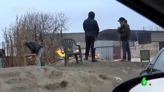 Las reglas de la droga en la Cañada Real: así identifican los toxicómanos cuáles son los puntos de venta Las reglas de la droga en la Cañada Real: así identifican los toxicómanos cuáles son los puntos de venta