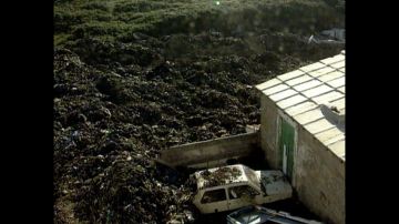  Recuerdo de la tragedia de Bens (A Coruña), cuando 200.000 toneladas de basura sepultaron a un vecino cuyos restos no se hallaron
