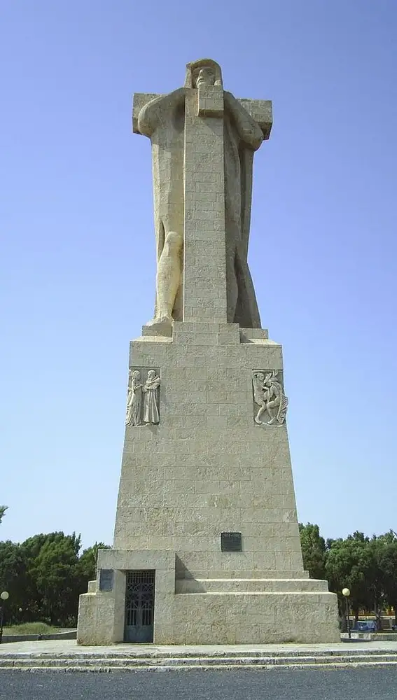 Monumento a la Fe Descubridora Monumento a la Fe Descubridora