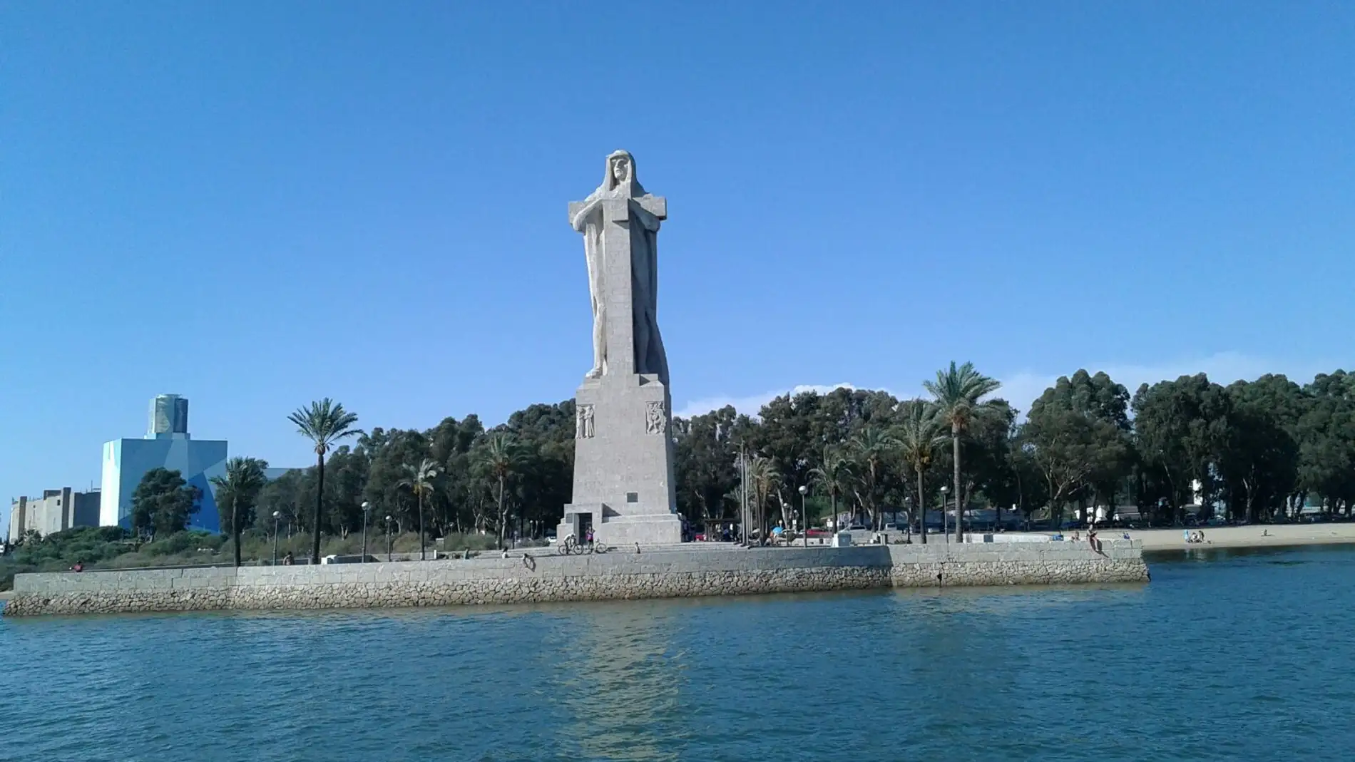 Monumento a la Fe descubridora de Huelva