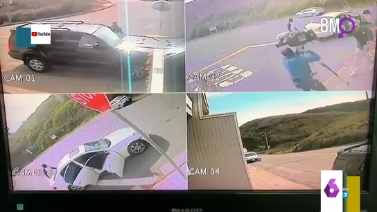 Atracan a punta de pistola a un reportero y le roban la cámara cuando se preparaba para un directo Atracan a punta de pistola a un reportero y le roban la cámara cuando se preparaba para un directo