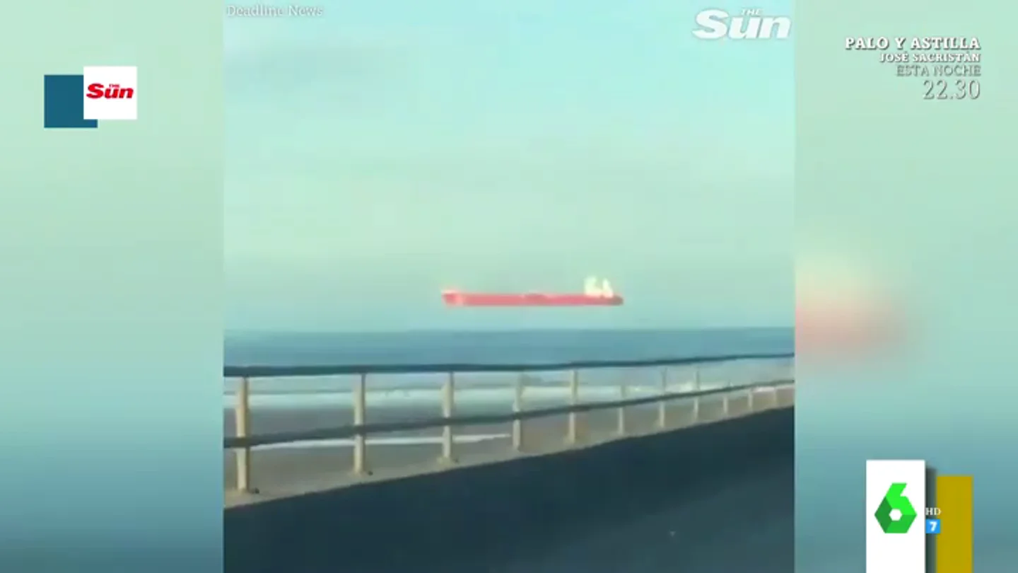 La respuesta científica a la misteriosa imagen de un barco que 'vuela' sobre el mar en Inglaterra La respuesta científica a la misteriosa imagen de un barco que 'vuela' sobre el mar en Inglaterra