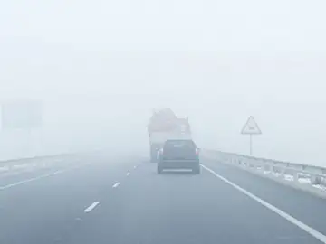 Carretera con niebla La nuevaocurrencia de la DGT