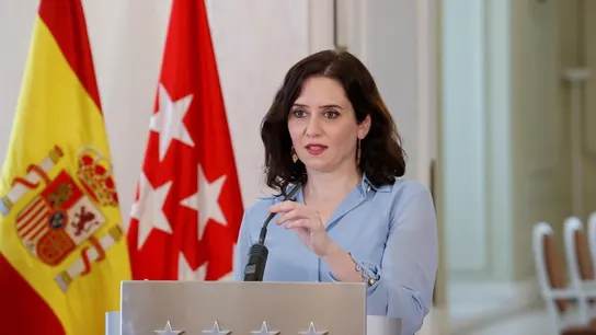 Ayuso descarta pedir toque de queda porque Madrid "todavía va bien" Ayuso descarta pedir toque de queda porque Madrid "todavía va bien"