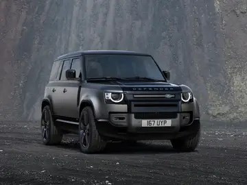 Land Rover Defender 130 Un Land Rover de 8 pasajeros