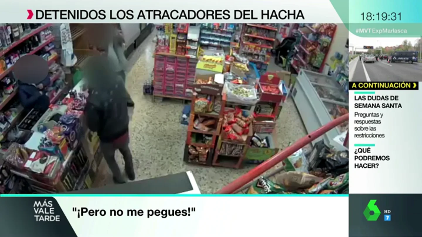 Las impactantes imágenes de un violento atraco a un establecimiento chino en Navarra Las impactantes imágenes de un violento atraco a un establecimiento chino en Navarra