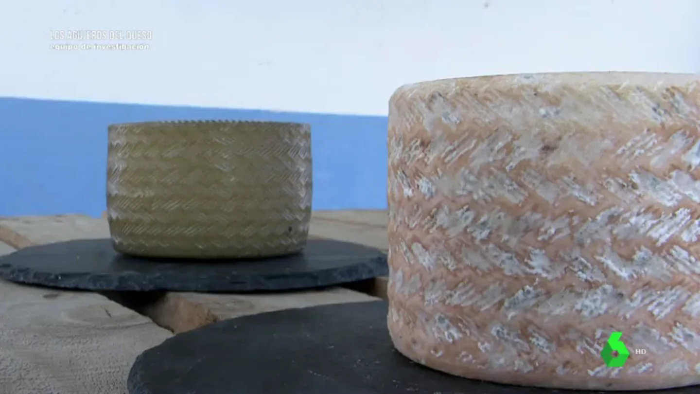 Corteza comestible, moho y olor fuerte: cómo distinguir un queso artesanal de uno industrial Corteza comestible, moho y olor fuerte: cómo distinguir un queso artesanal de uno industrial