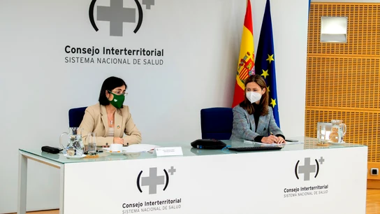 La ministra de Sanidad, Carolina Darias, y María Jesús Lamas, directora de la Agencia Española de Medicamentos La ministra de Sanidad, Carolina Darias y María Jesús Lamas, directora de la Agencia Española de Medicamentos