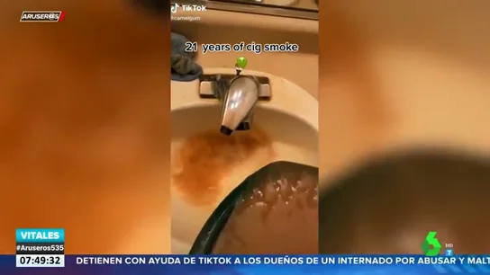 El vídeo que muestra cómo queda el interior de una casa por el humo del tabaco El vídeo que muestra cómo queda el interior de una casa por el humo del tabaco