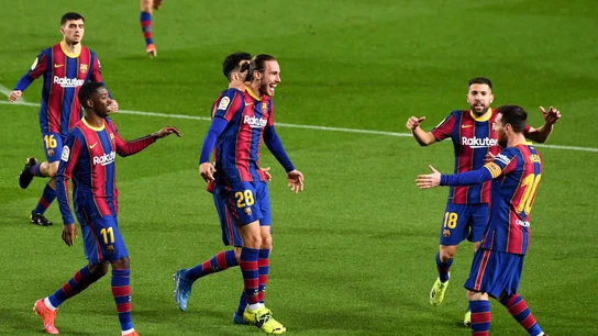 Los jugadores del Barça celebran el primer tanto de Messi frente al Huesca Los jugadores del Barça celebran el primer tanto de Messi frente al Huesca