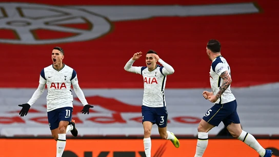 Sergio Reguilón se lleva las manos a la cabeza tras el gol de rabona de Lamela Sergio Reguilón se lleva las manos a la cabeza tras el gol de rabona de Lamela