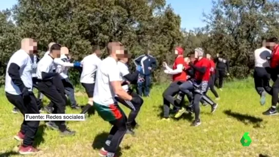 Las imágenes de la pelea masiva entre Ultras Sur y el Frente Atlético tras el derbi entre Real Madrid y Atlético de Madrid Las imágenes de la pelea masiva entre Ultras Sur y el Frente Atlético tras el derbi entre Real Madrid y Atlético de Madrid