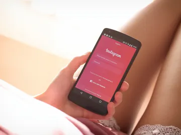 Instagram prohibirá que los usuarios adultos escriban a menores de edad si no les siguen Instagram prohibirá que los usuarios adultos escriban a menores de edad si no les siguen