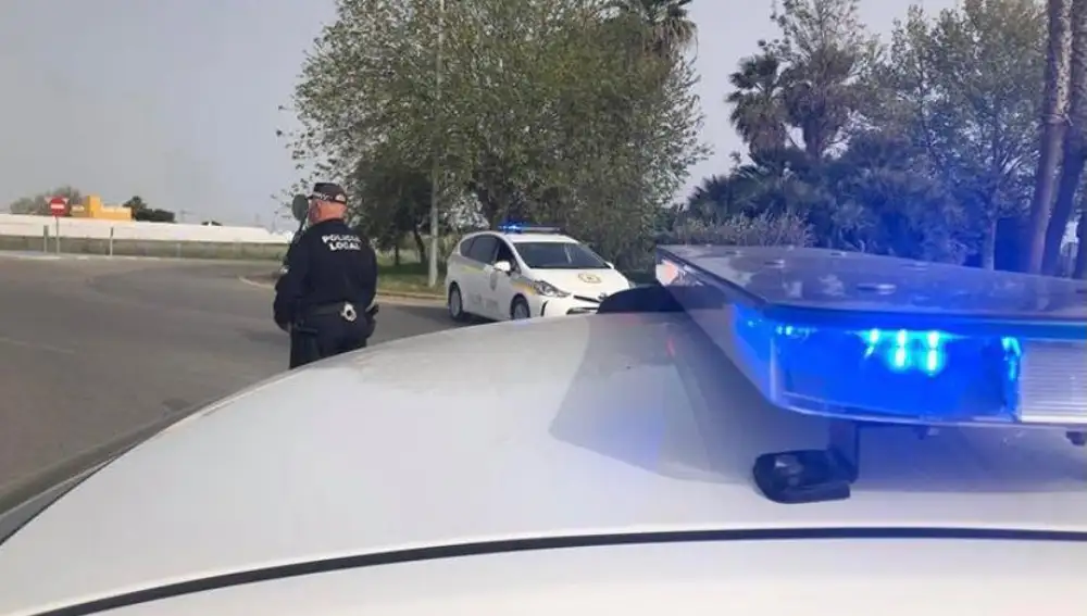 El ranking de excusas a la Policía para saltarse el confinamiento en Semana Santa: "Soy productor de Maluma" "mi chica y yo llevamos tiempo sin sentirnos"