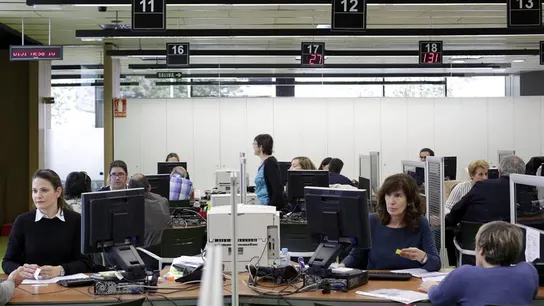 Hacienda permitirá fraccionar en seis meses los pagos en la declaración de la renta por los ERTE Hacienda permitirá fraccionar en seis meses los pagos en la declaración de la renta por los ERTE