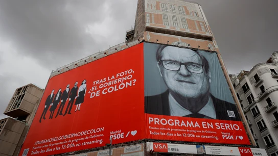Pancarta del PSOE en el centro de Madrid Pancarta del PSOE en el centro de Madrid