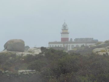 Faro de la Isla de Sálvora (Pontevedra), en funcionamiento desde 1852