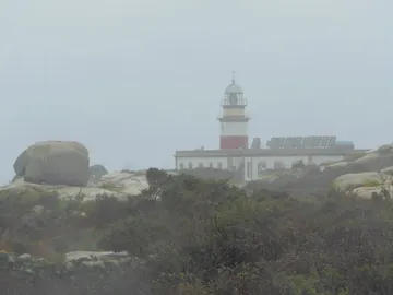 Faro de la Isla de Sálvora (Pontevedra), en funcionamiento desde 1852 Faro de la Isla de Sálvora (Pontevedra), en funcionamiento desde 1852