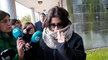 Valeria Quer a su llegada al juicio por el asesinato de su hermana (Archivo)