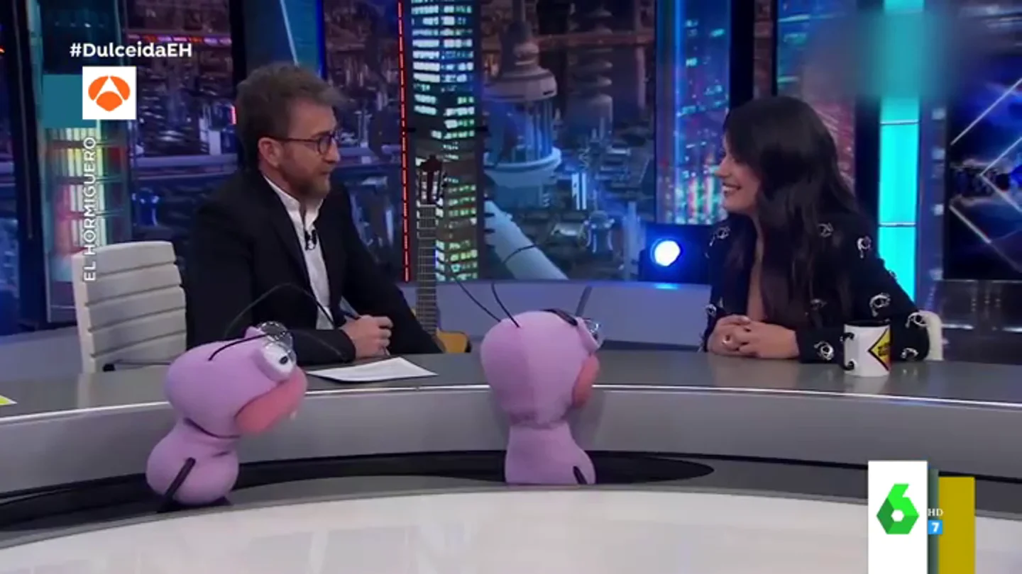 Dulceida deja alucinado a Pablo Motos al hablar de su operación de reducción de pecho Dulceida deja alucinado a Pablo Motos al hablar de su operación de reducción de pecho