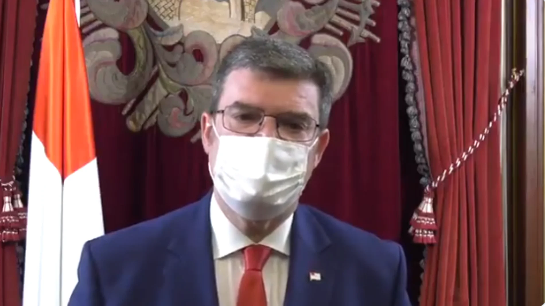 El alcalde de Bilbao se someterá a una operación relativa a un tumor en el duodeno