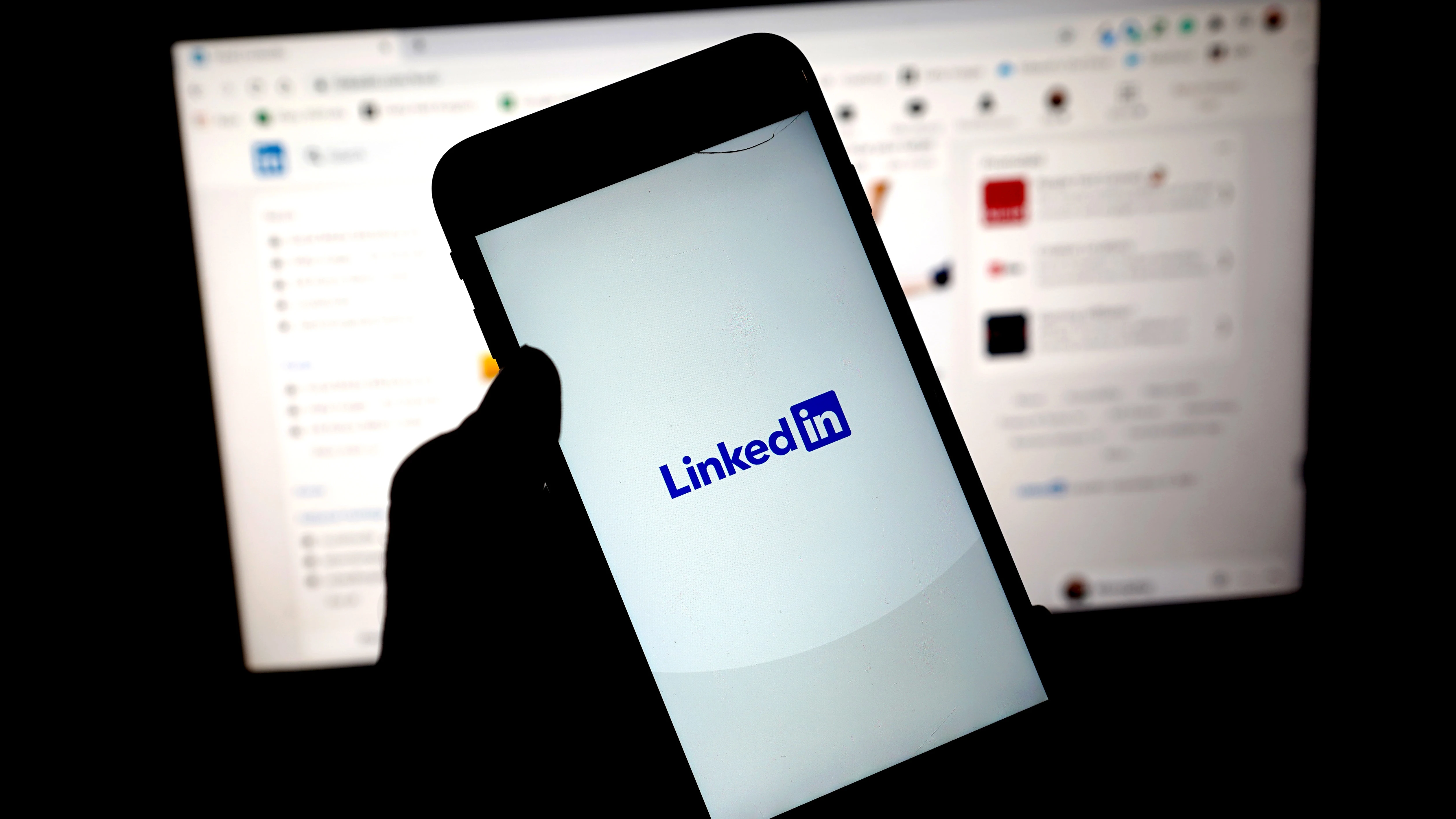 Venden los datos personales de 500 millones de usuarios de LinkedIn en un foro de Hackers