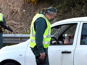 Estas son las restricciones y horario de toque de queda por comunidad autónoma en España Estas son las restricciones y horario de toque de queda por comunidad autónoma en España