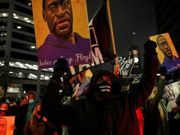 Manifestación en Minneapolis en protesta por la muerte de George Floyd