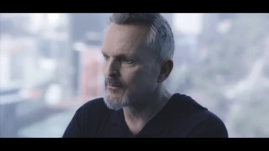 Miguel Bosé confiesa que ha llegado a perder la voz por completo: esta es la fecha en la que volverá a "estar listo" Miguel Bosé confiesa que ha llegado a perder la voz por completo: esta es la fecha en la que volverá a "estar listo"
