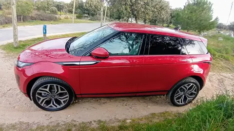 Range Rover Evoque P300e Range Rover Evoque P300e, el SUV compacto hibrido enchufable de Jaguar-Land Rover.