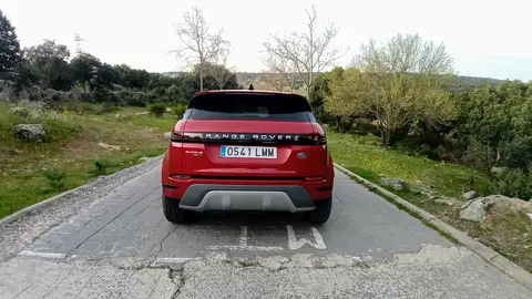 Range Rover Evoque P300e Range Rover Evoque P300e, el SUV híbrido enchufable de Jaguar-Land Rover.