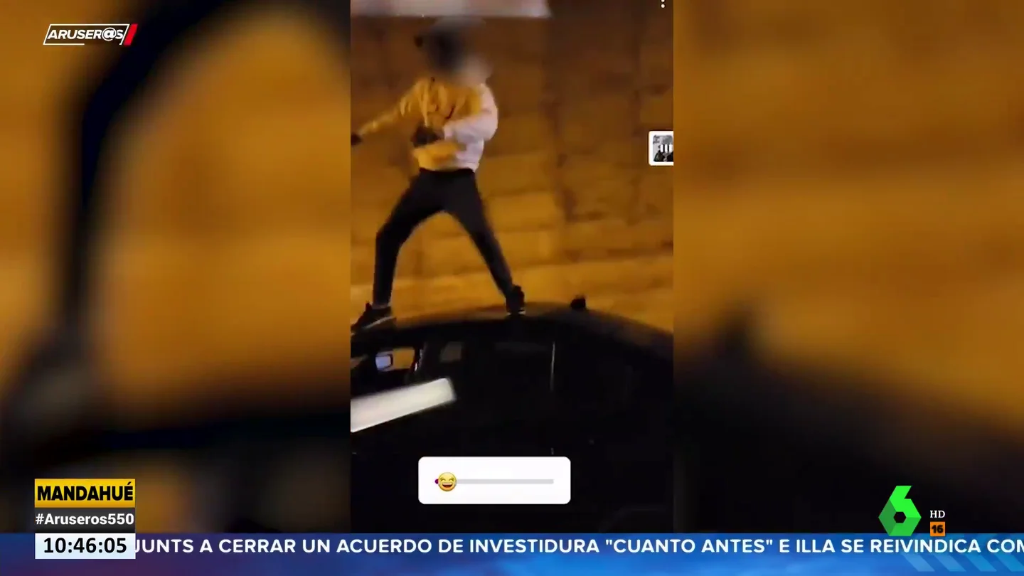 Investigan a un joven por bailar sobre su coche en marcha y difundirlo en redes sociales Investigan a un joven por bailar sobre su coche en marcha y difundirlo en redes sociales