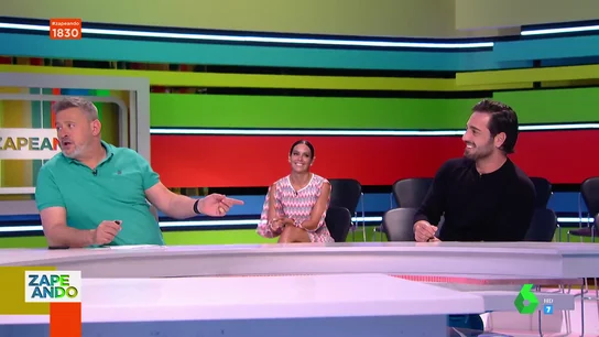 El cruce de pullas entre David Bustamante y Miki Nadal en directo sorprende a Cristina Pedroche": ¡Uy, qué mal rollo!" El cruce de pullas entre David Bustamante y Miki Nadal en directo sorprende a Cristina Pedroche": ¡Uy, qué mal rollo!"