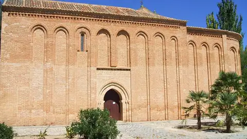 Ermita de Santa María de la Vega Ermita de Santa María de la Vega