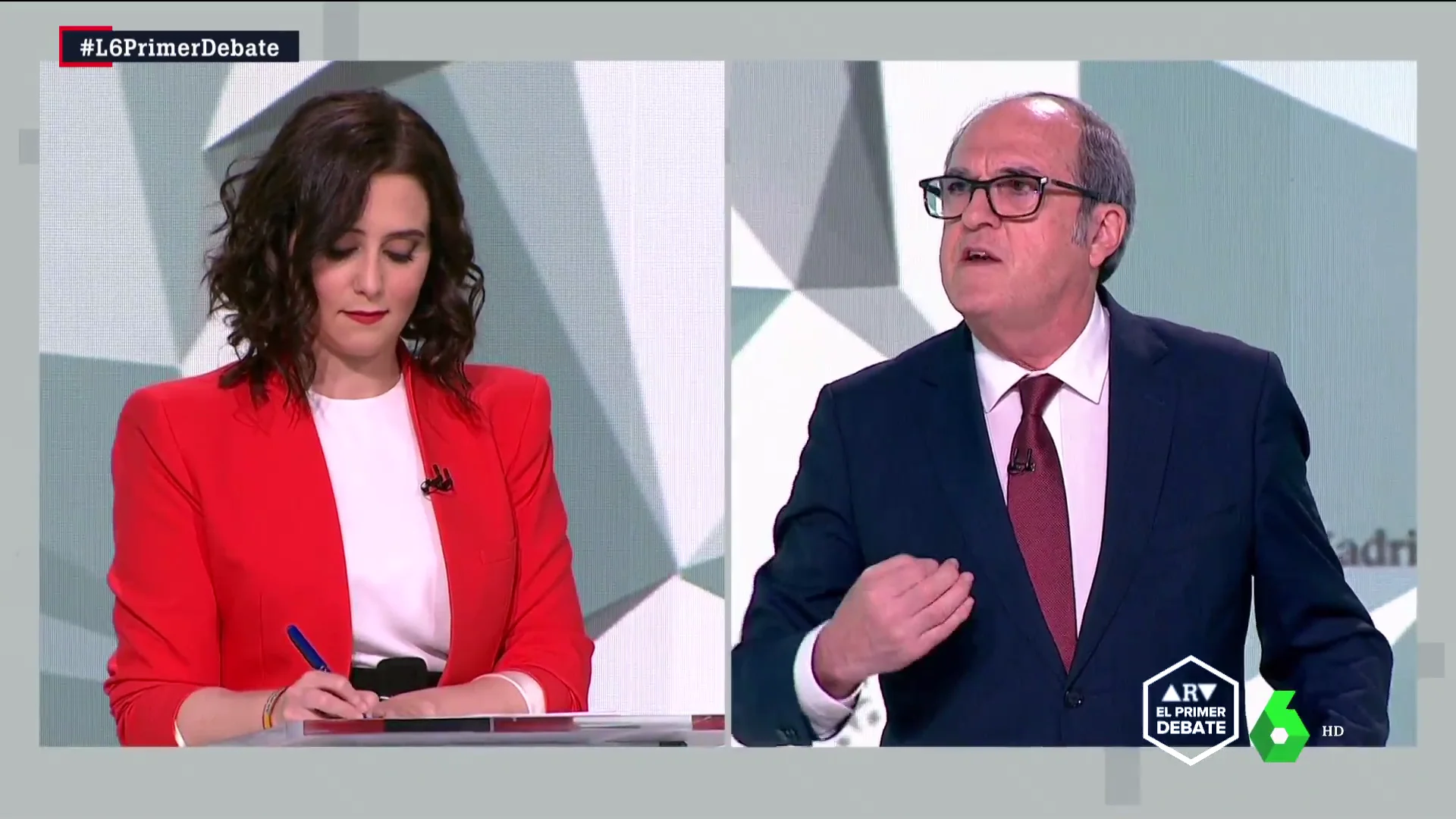 El enfado de Gabilondo con Ayuso por sus palabras sobre las colas del hambre: "No puede decir eso, afecta a los valores de la humanidad"