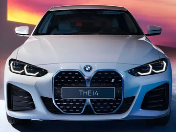 BMW i4 M Sport  BMW i4 M Sport