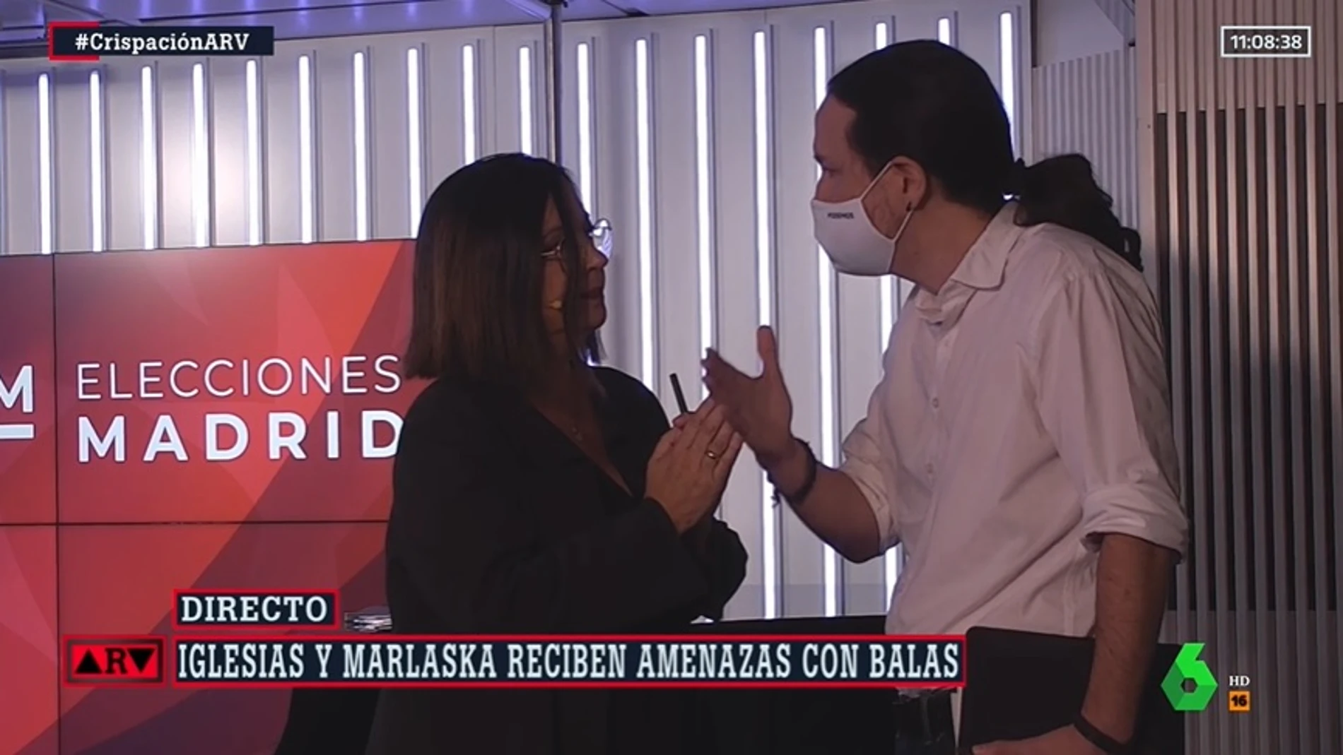 Momento en el que Pablo Iglesias abandona el debate electoral de la SER