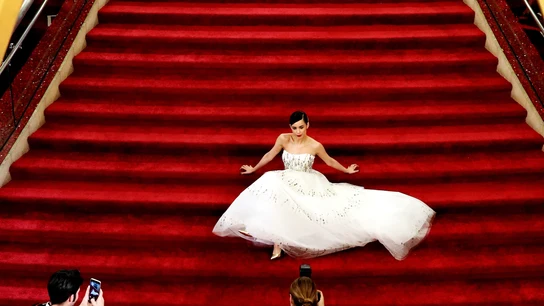Sofia Carson, en la alfombra roja de los Oscar 2017. Sofia Carson, en la alfombra roja de los Oscar 2017.
