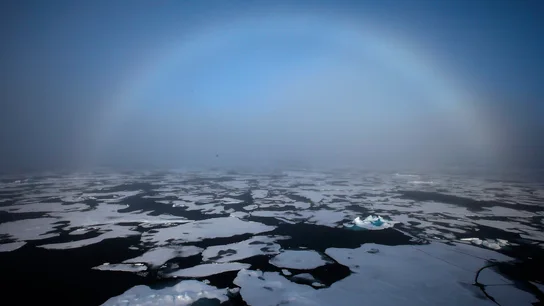 Un arcoiris aparece sobre el Ártico Un arcoiris aparece sobre el Ártico